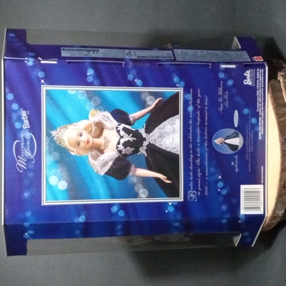 Millennium Princess Barbie - Picture 9 of 9